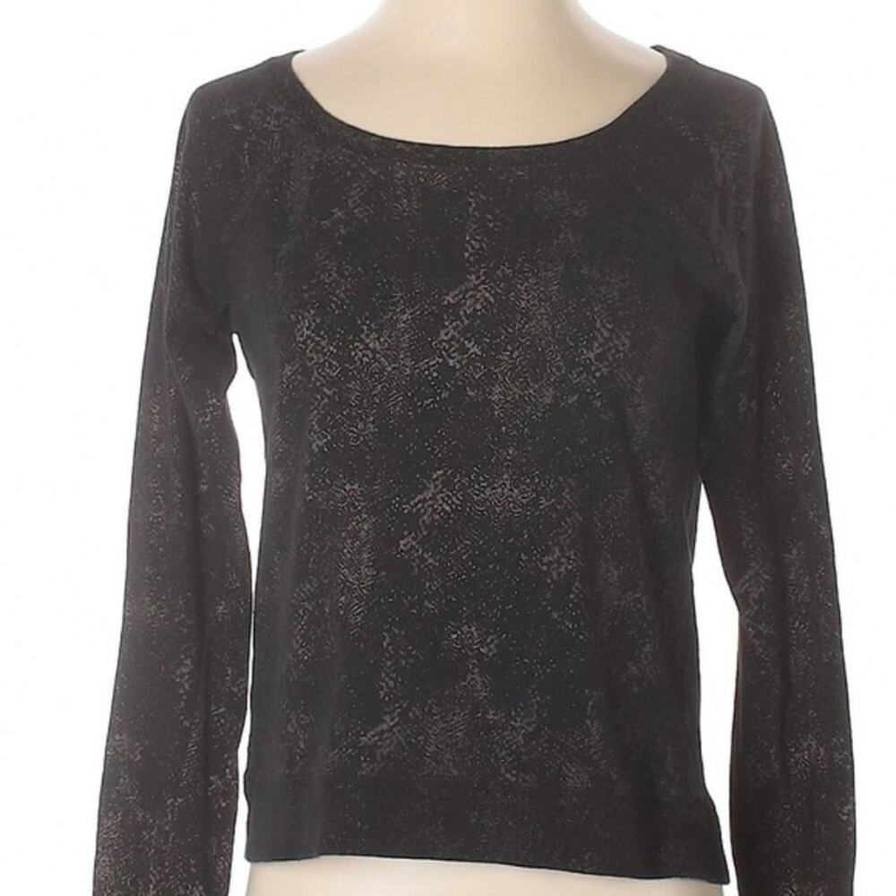 Rock & Republic small black & gold tie dye print snakeskin sweatshirt sweater